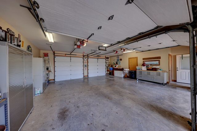 7680 NW White Oak Rd, Kerrville, TX 78028
