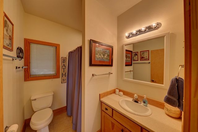 7680 NW White Oak Rd, Kerrville, TX 78028