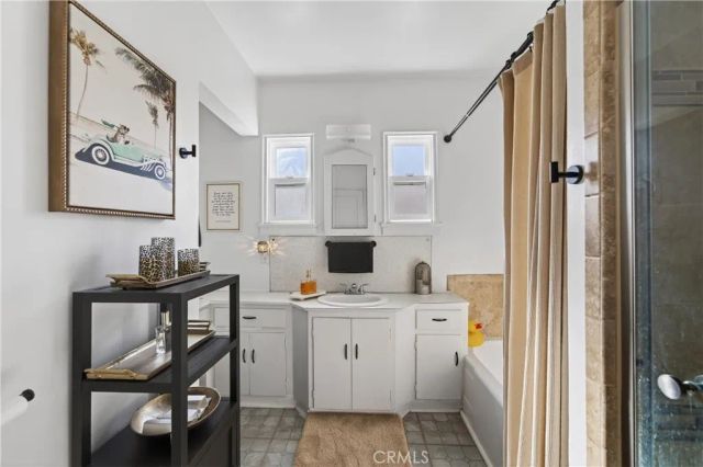 807 S Verdugo Rd, Glendale, CA 91205