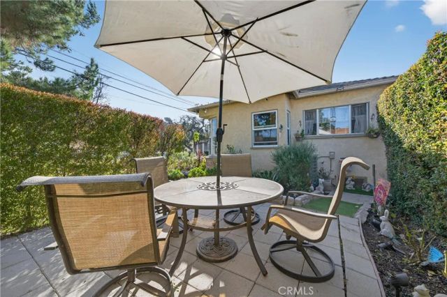 807 S Verdugo Rd, Glendale, CA 91205