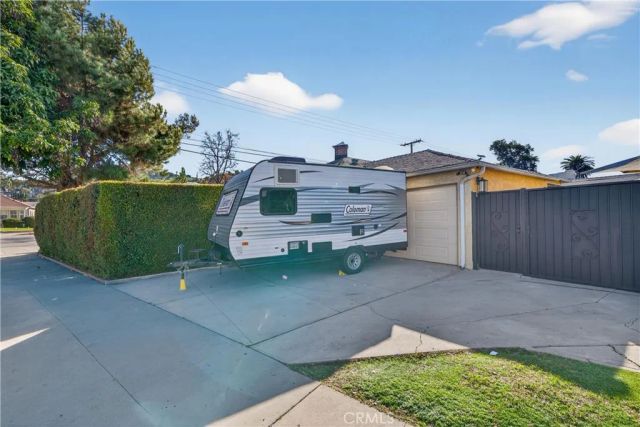 807 S Verdugo Rd, Glendale, CA 91205