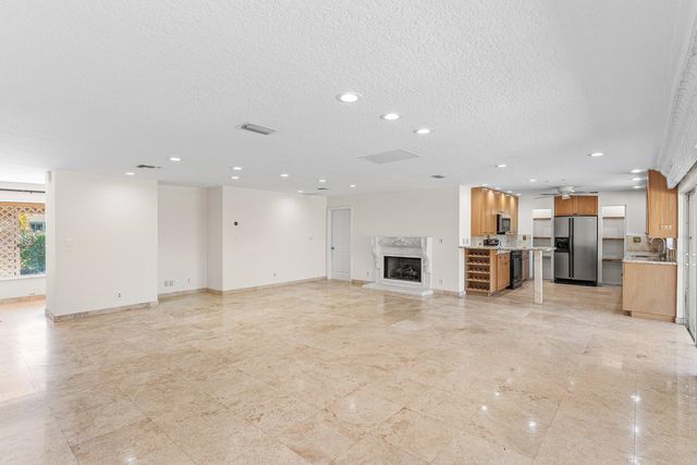 451 NE 25th Terrace, Boca Raton, FL 33431