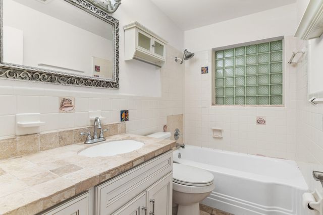 451 NE 25th Terrace, Boca Raton, FL 33431