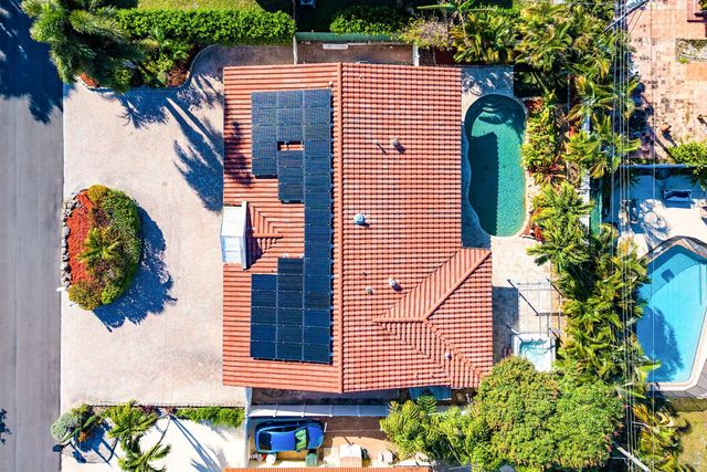 451 NE 25th Terrace, Boca Raton, FL 33431