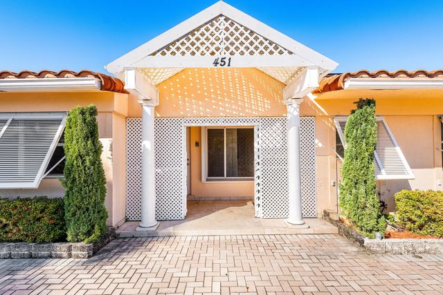 451 NE 25th Terrace, Boca Raton, FL 33431