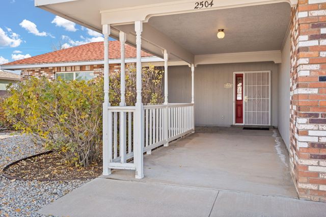 2504 TWIN BUTTES Drive NE, Rio Rancho, NM 87144