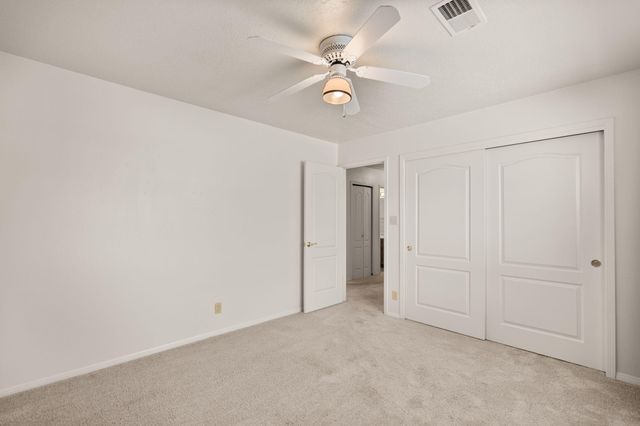 2504 TWIN BUTTES Drive NE, Rio Rancho, NM 87144