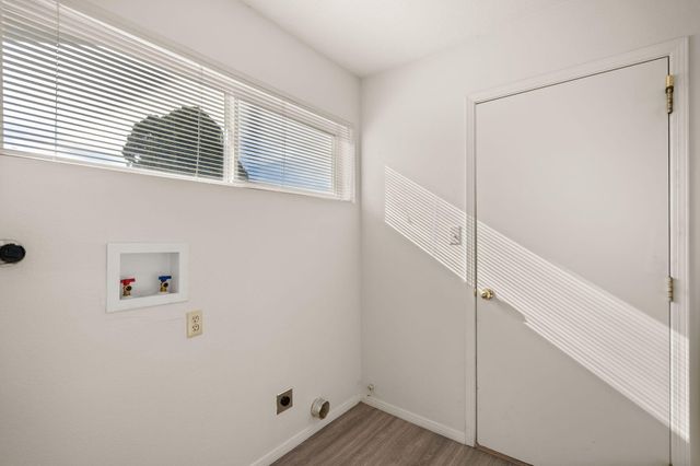 2504 TWIN BUTTES Drive NE, Rio Rancho, NM 87144