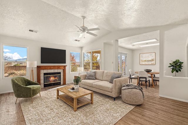 2504 TWIN BUTTES Drive NE, Rio Rancho, NM 87144