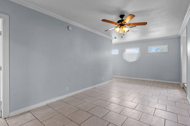 1306 Woodlawn Dr, Odessa, TX 79761