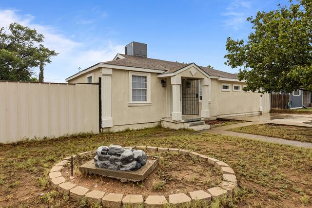 1306 Woodlawn Dr, Odessa, TX 79761