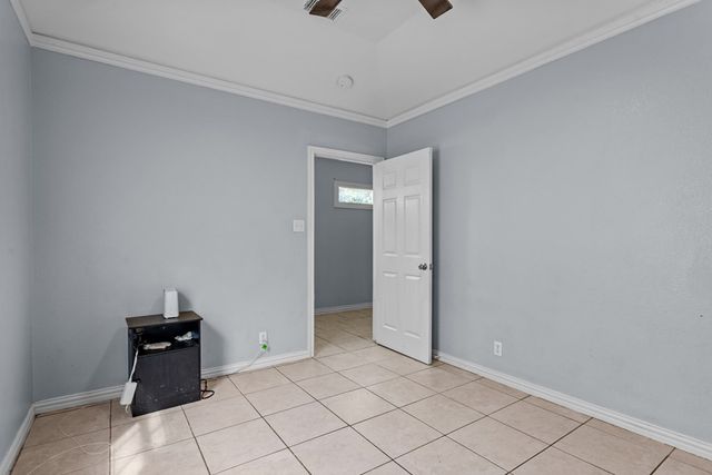 1306 Woodlawn Dr, Odessa, TX 79761