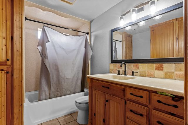 1306 Woodlawn Dr, Odessa, TX 79761