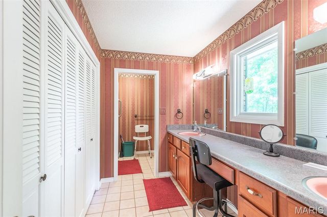 1103 Cherry Street, Doniphan, MO 63935