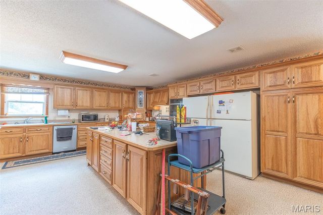 1103 Cherry Street, Doniphan, MO 63935