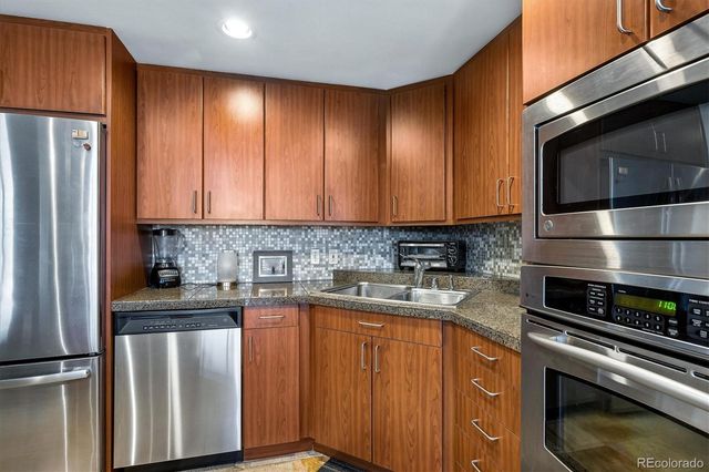 8100 E Union Avenue 411, Denver, CO 80237