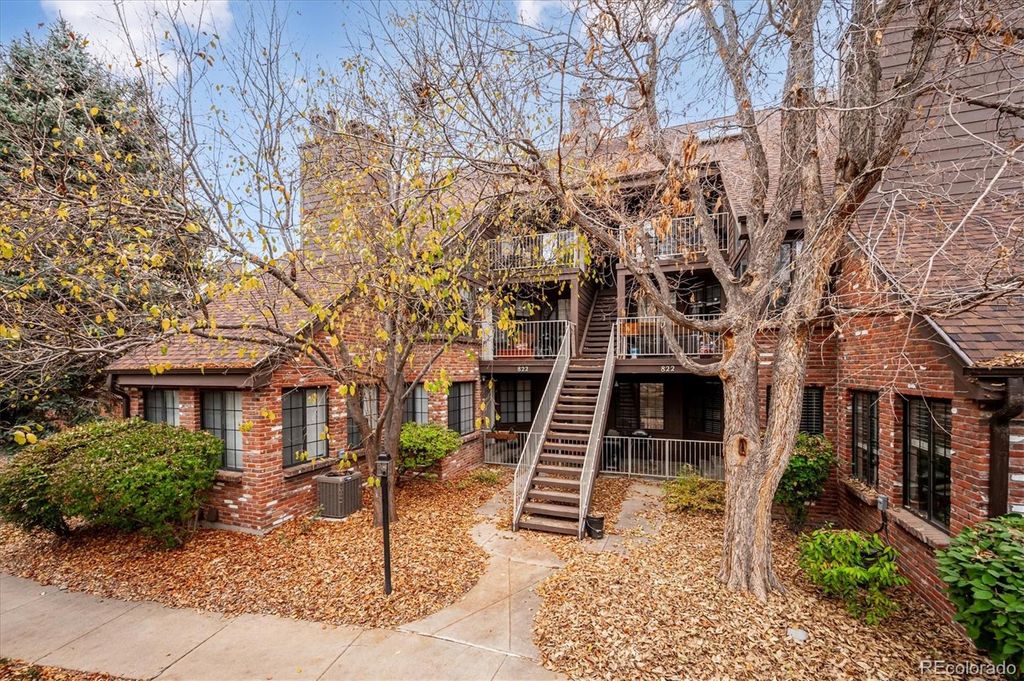 822 S Vance Street C, Lakewood, CO 80226