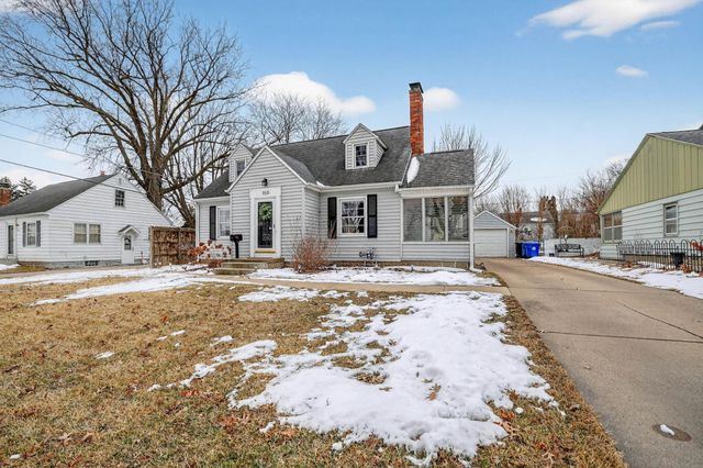 150 Hawthorne Avenue, Waterloo, IA 50702