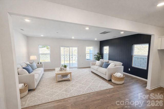 1365 Eagle Claw Drive, Kannapolis, NC 28083