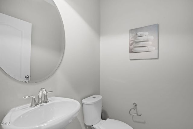 320 Sage Oak Lane, Holly Springs, NC 27540