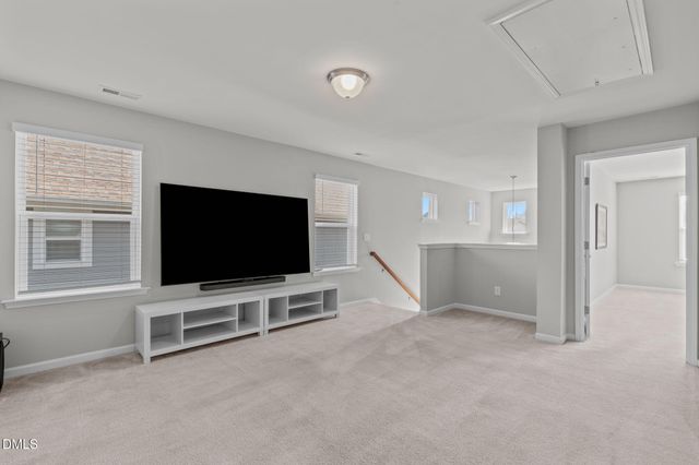 320 Sage Oak Lane, Holly Springs, NC 27540