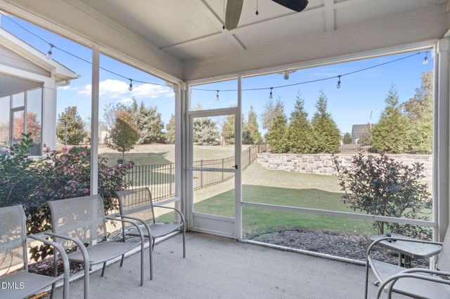 320 Sage Oak Lane, Holly Springs, NC 27540