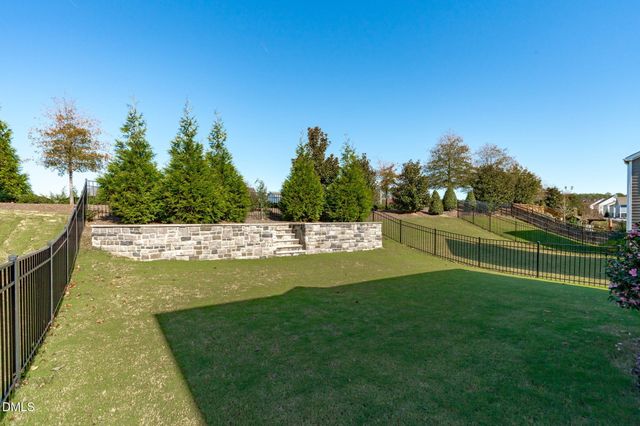 320 Sage Oak Lane, Holly Springs, NC 27540