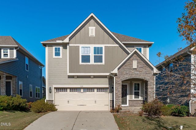 320 Sage Oak Lane, Holly Springs, NC 27540