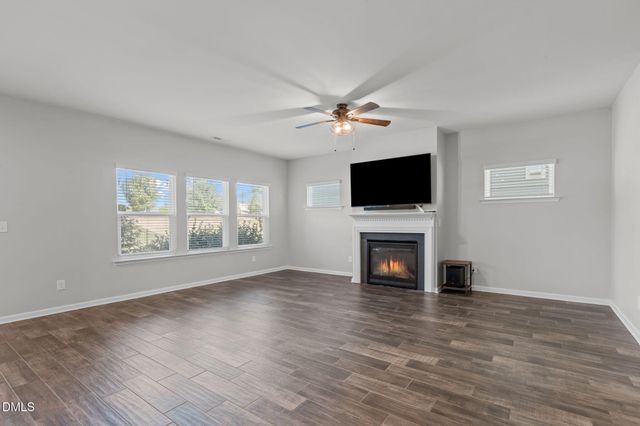 320 Sage Oak Lane, Holly Springs, NC 27540