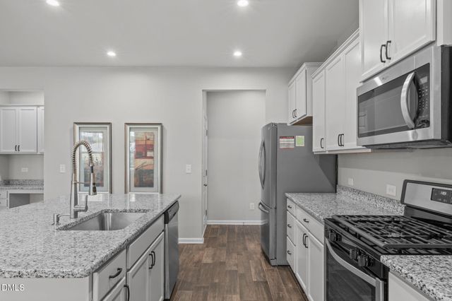 320 Sage Oak Lane, Holly Springs, NC 27540