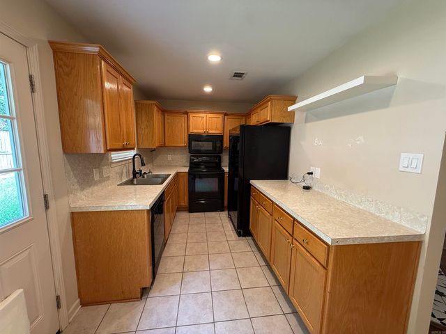 5600 PARKER Street, North Little Rock, AR 72118
