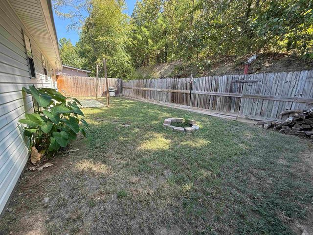 5600 PARKER Street, North Little Rock, AR 72118