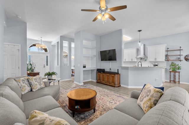 886 Willow Walk NW, Calabash, NC 28467