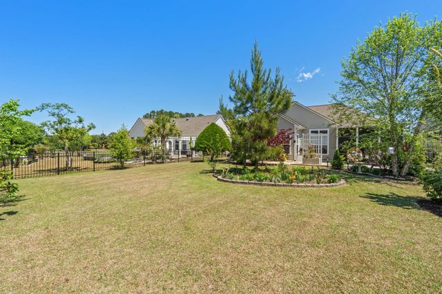 886 Willow Walk NW, Calabash, NC 28467