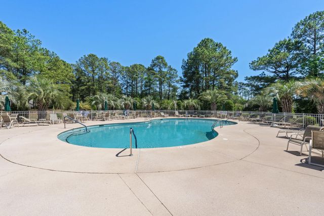 886 Willow Walk NW, Calabash, NC 28467