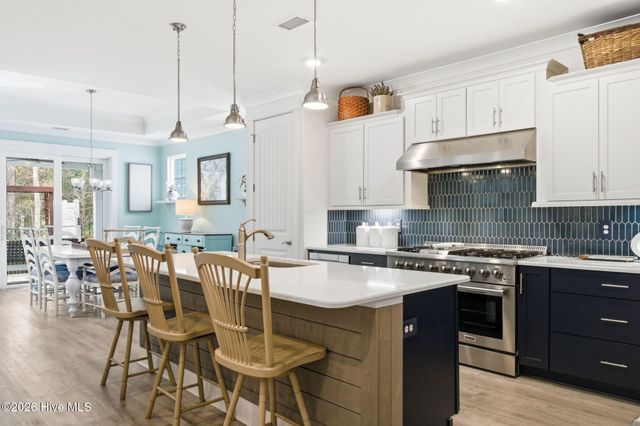 2038 Manor Parc Drive, Calabash, NC 28467