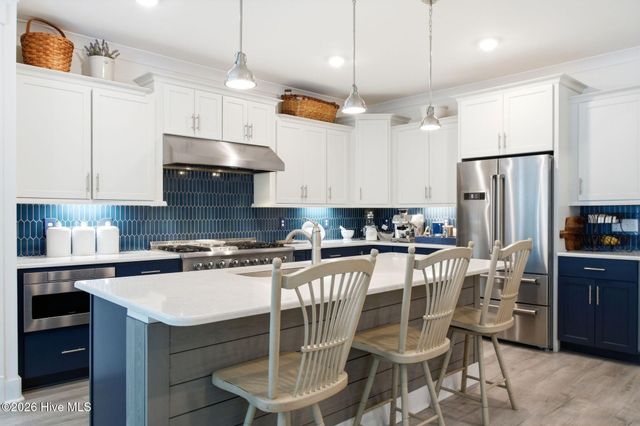 2038 Manor Parc Drive, Calabash, NC 28467