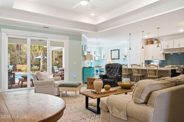 2038 Manor Parc Drive, Calabash, NC 28467