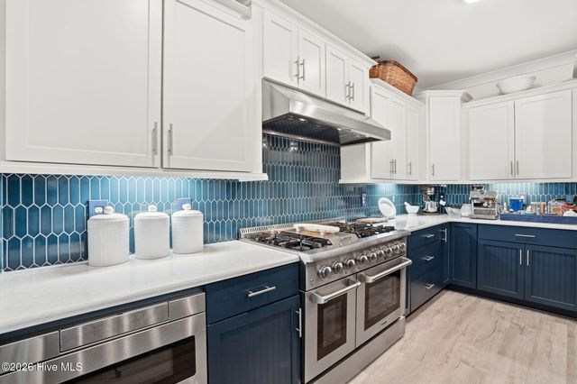 2038 Manor Parc Drive, Calabash, NC 28467