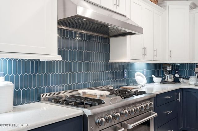 2038 Manor Parc Drive, Calabash, NC 28467