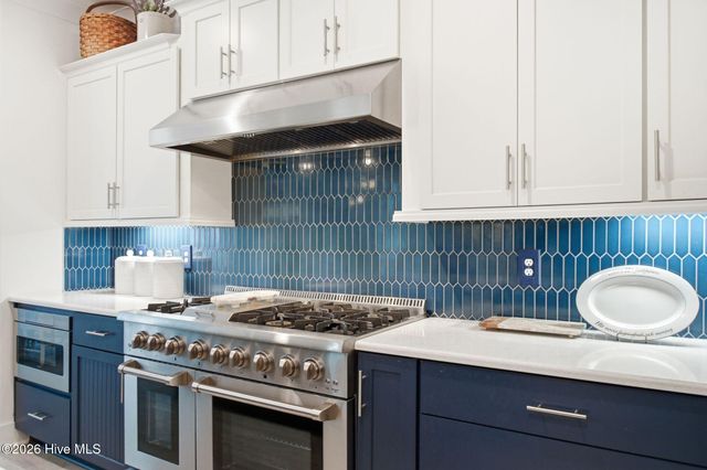 2038 Manor Parc Drive, Calabash, NC 28467