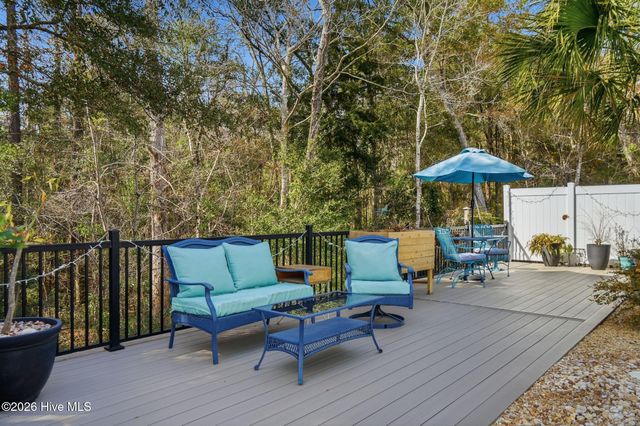 2038 Manor Parc Drive, Calabash, NC 28467