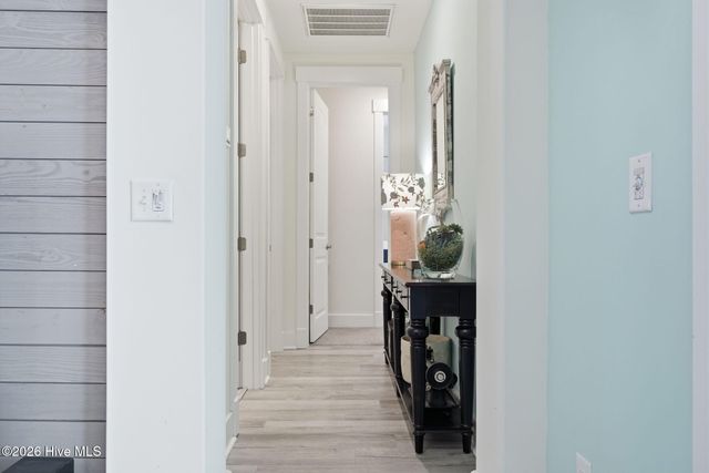 2038 Manor Parc Drive, Calabash, NC 28467