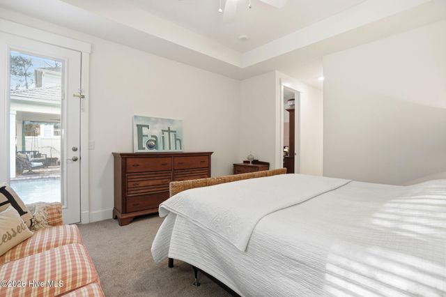 2038 Manor Parc Drive, Calabash, NC 28467