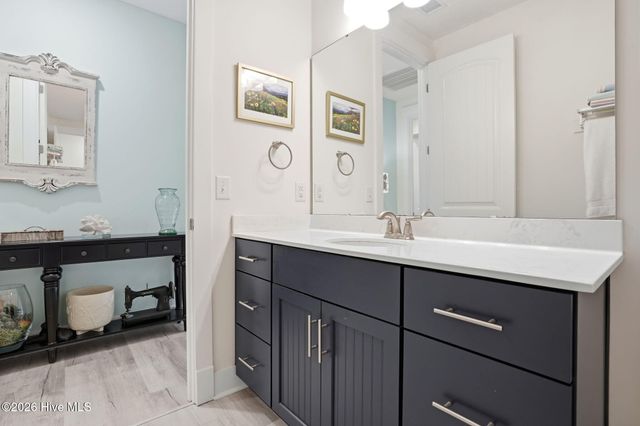 2038 Manor Parc Drive, Calabash, NC 28467