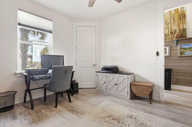 2038 Manor Parc Drive, Calabash, NC 28467