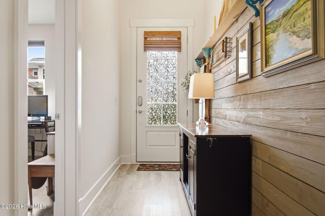 2038 Manor Parc Drive, Calabash, NC 28467