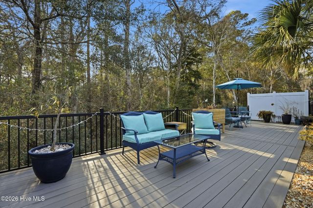 2038 Manor Parc Drive, Calabash, NC 28467