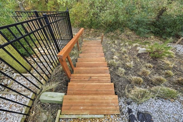 2038 Manor Parc Drive, Calabash, NC 28467