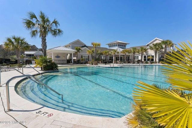 2038 Manor Parc Drive, Calabash, NC 28467